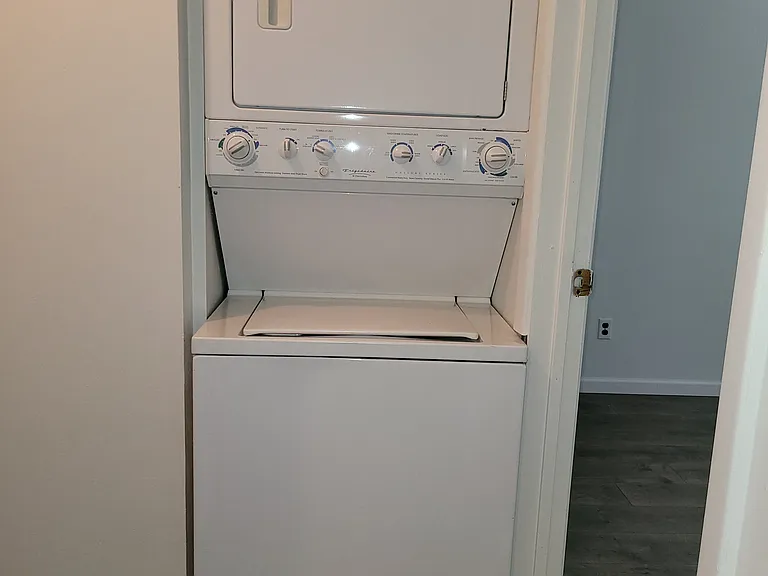 660 Baltic St #1 — Photo 7
