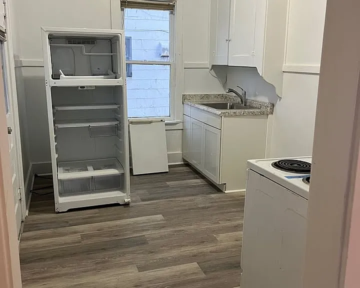 1507 Oregon Ave #1 — Photo 5