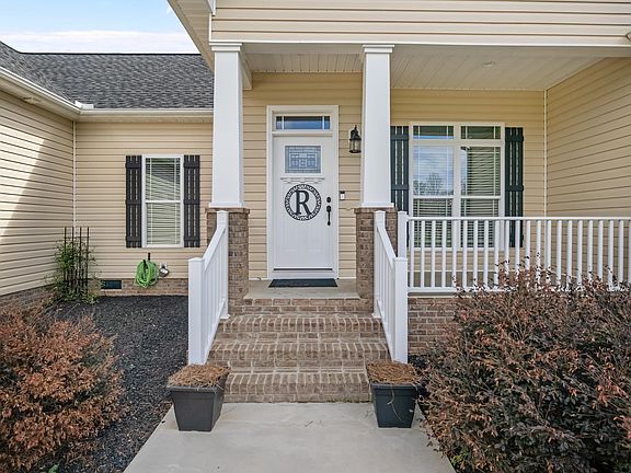 3rd image of 280 Rhodes Rd