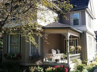 701 S Leroy St, Fenton, MI 48430