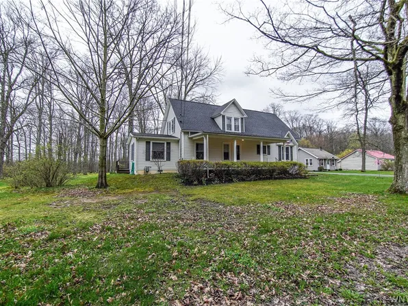 2506 Sandrock Rd, Eden, NY 14057