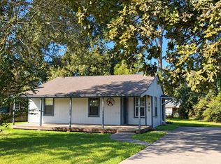 708 S Gray Ave, West Columbia, TX 77486