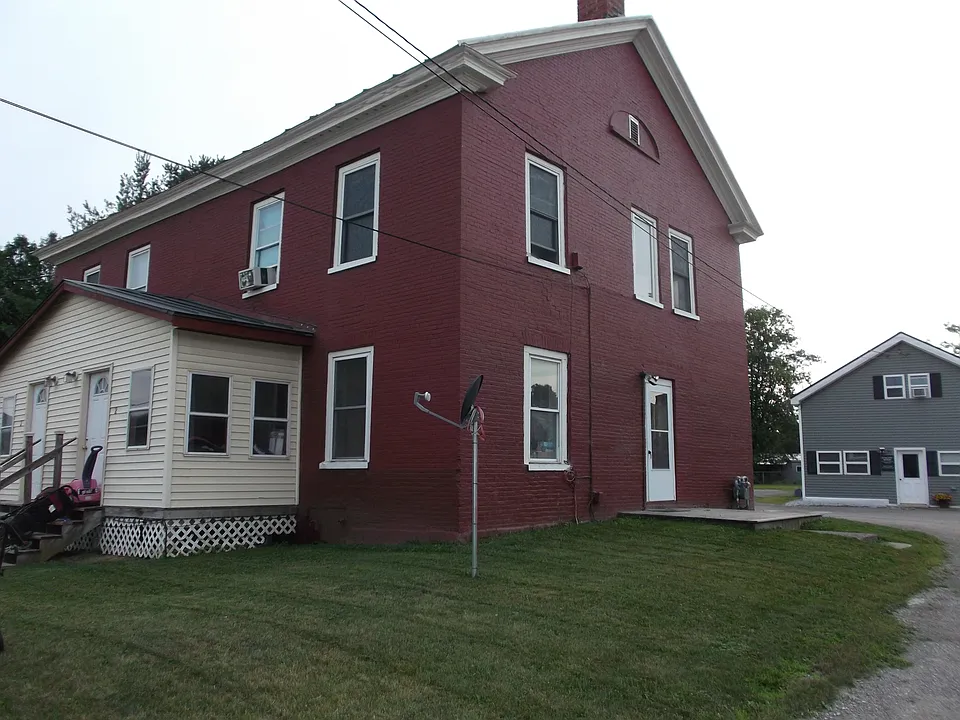 67 Main St #1