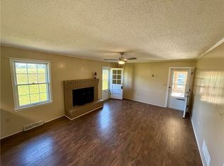 404 Dalton Rd, Seneca, SC 29678