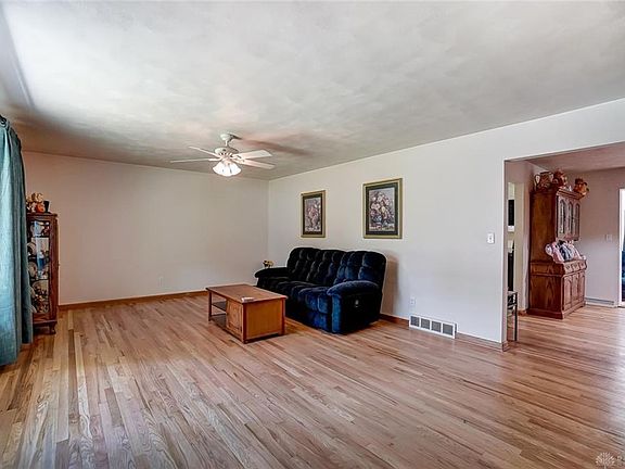 4th image of 3553 Woodgreen Dr