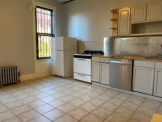 Rented by Nooklyn NYC LLC | media 16