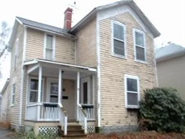 44 E 2nd St, Westfield, NY 14787
