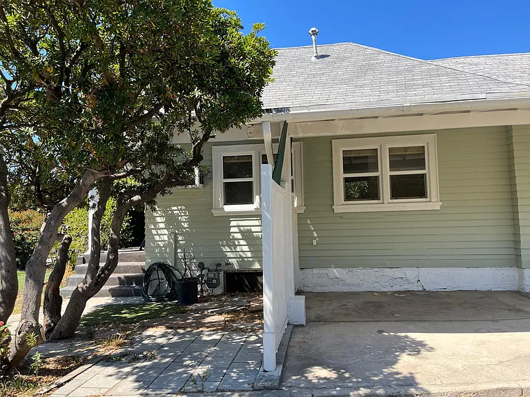 Front-side porch