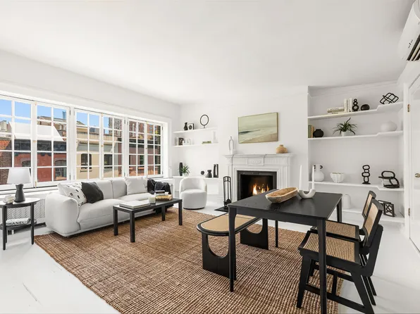 30-32 West 9th Street image 1 of 17