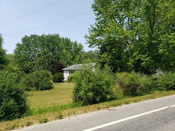 2nd image of 14221 Lincoln Lake Ave NE