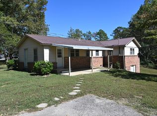 320 Breeding Ln, Linden, TN 37096