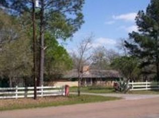 3371 Brunes Mill Rd, Columbus, TX 78934