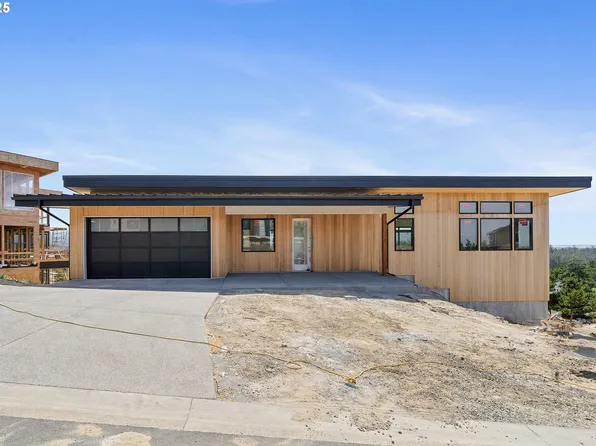 456 Sea View Dr, Manzanita, OR 97130