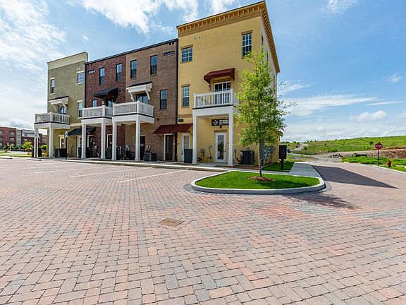 2nd image of 2100 Branford Pl APT 321