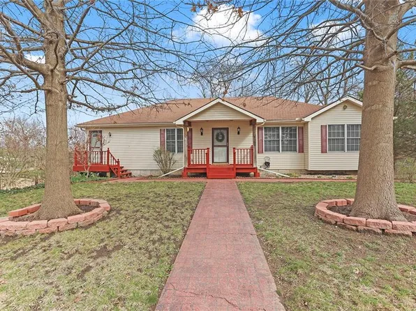 1701 S 52nd Ter, Kansas City, KS 66106
