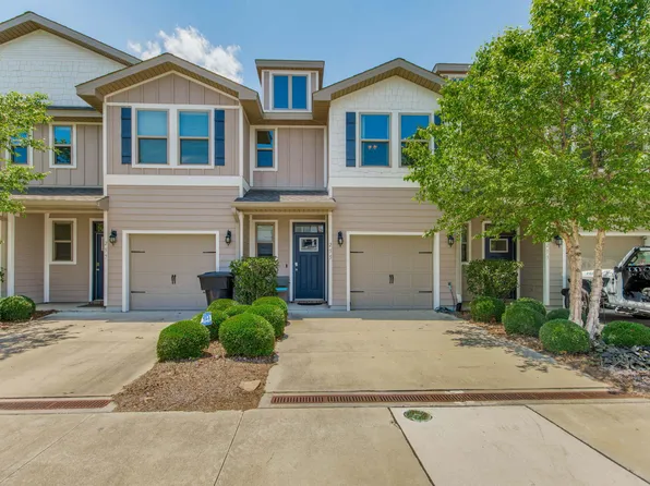 255 S E Street, Pensacola, FL 32502