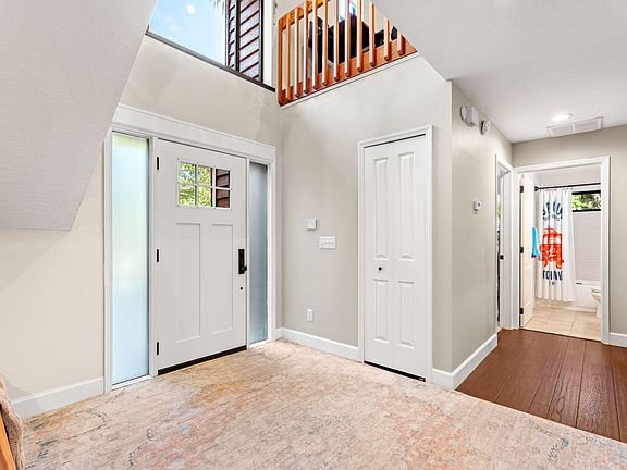 4th image of 330 Indian Mound Dr