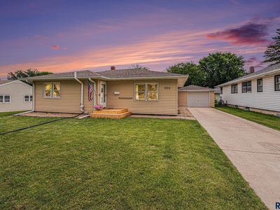 506 N Josephine Ave, Madison, SD, 57042