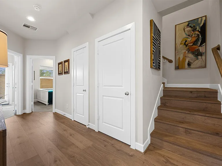 2323 Warhol Way — Photo 5