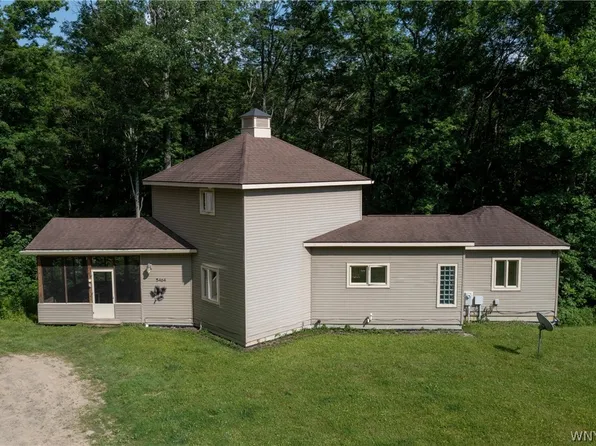 5464 Partridge Hill Rd, Great Valley, NY 14741