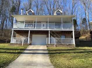 2155 Archibald Dr, Sissonville, WV 25320