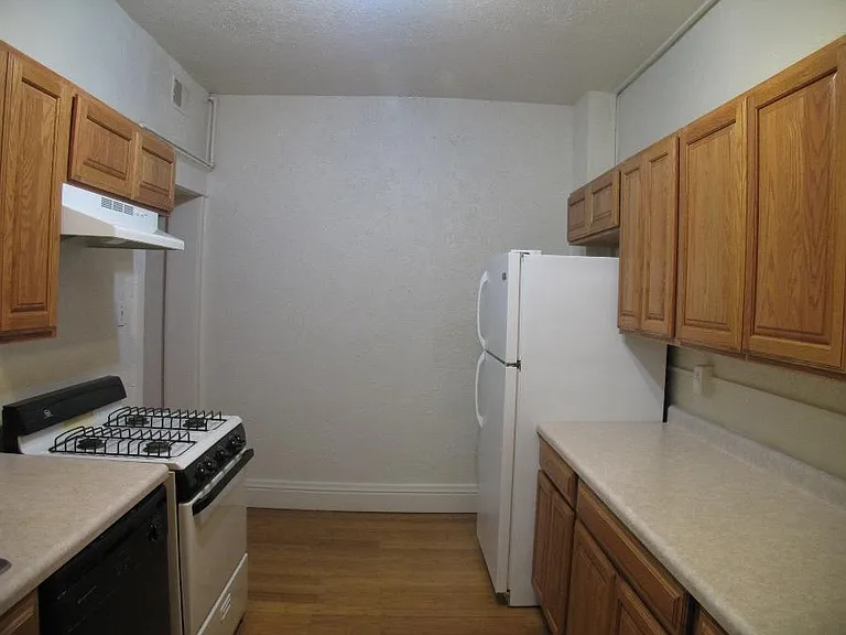501 NE Madison Ave #C — Photo 10