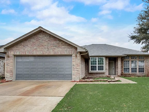 4th image of 2306 Brisbane Dr