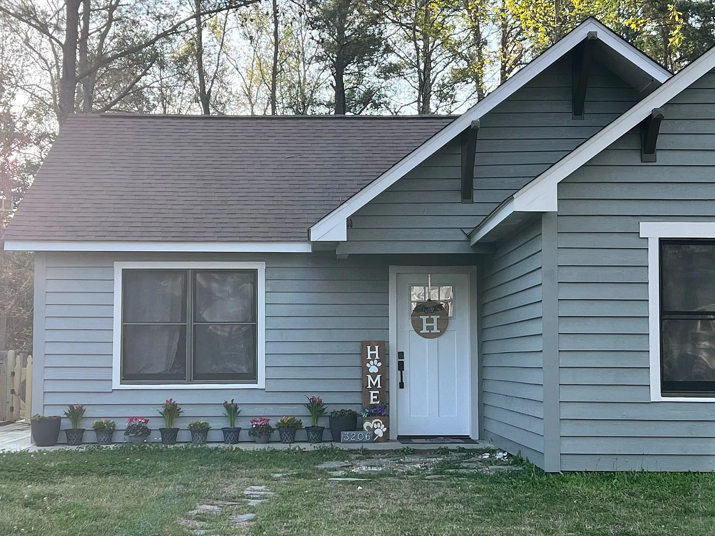 Remodeled Three Bedroom Home — Photo 2