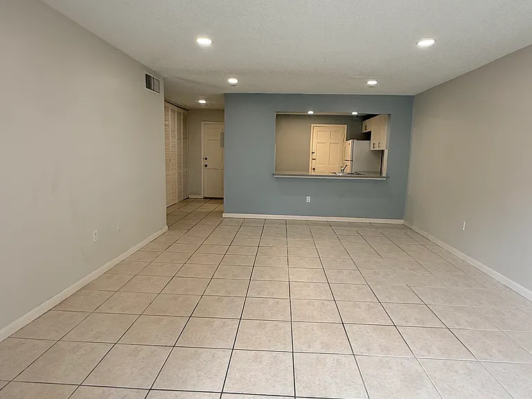 9611 SW 77th Ave #A — Photo 6