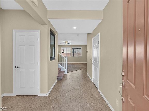 3rd image of 10724 York Manor Ave