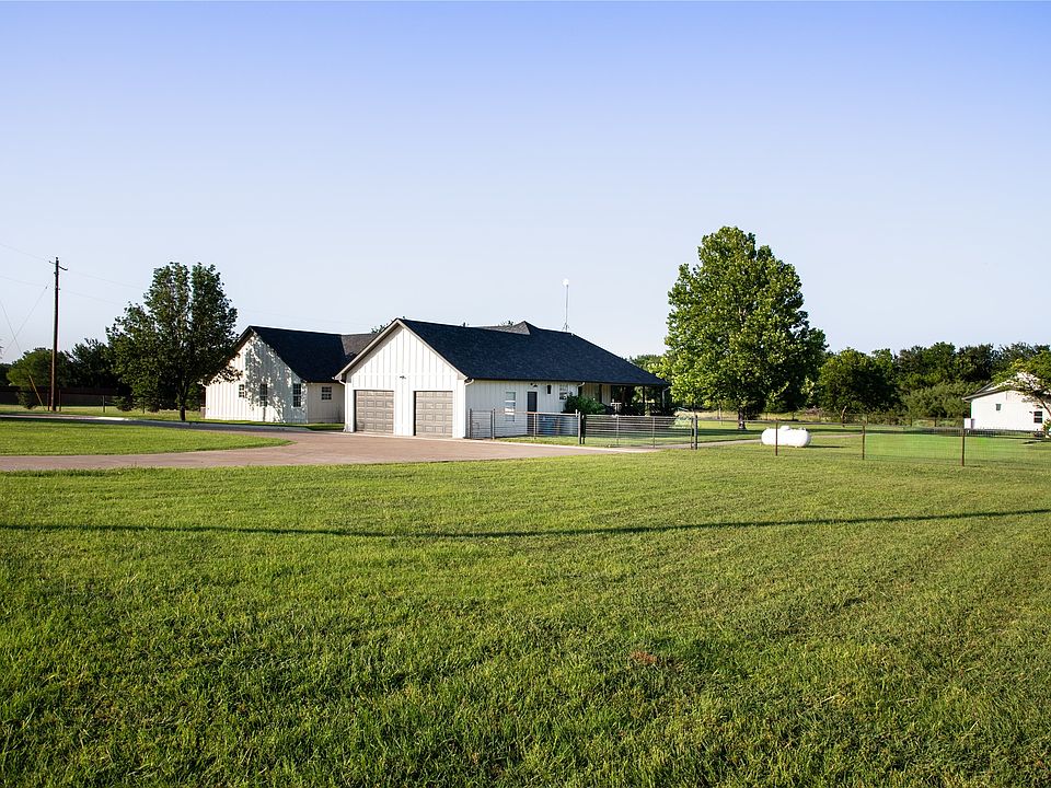 1st image of 1324 Tidwell Rd