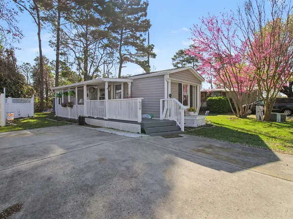 930 Foxfire Dr., North Myrtle Beach, SC 29582