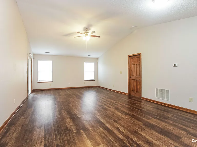 7028 Gimbel Ct — Photo 6