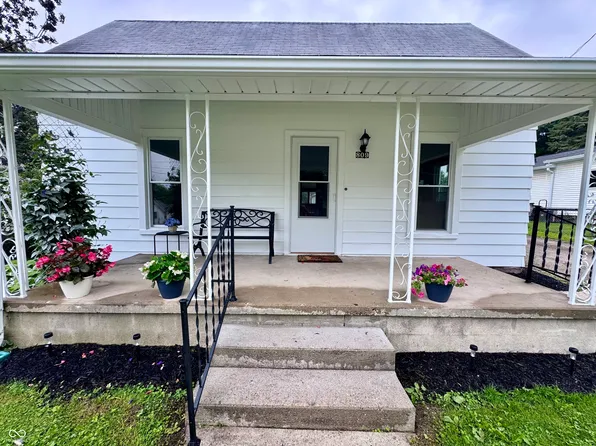 809 Curtis St, Crawfordsville, IN 47933