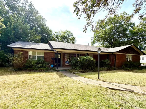 502 B St NW, Ardmore, OK 73401