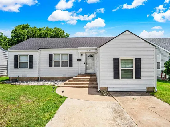 1916 NW Cherry Ave, Lawton, OK 73507