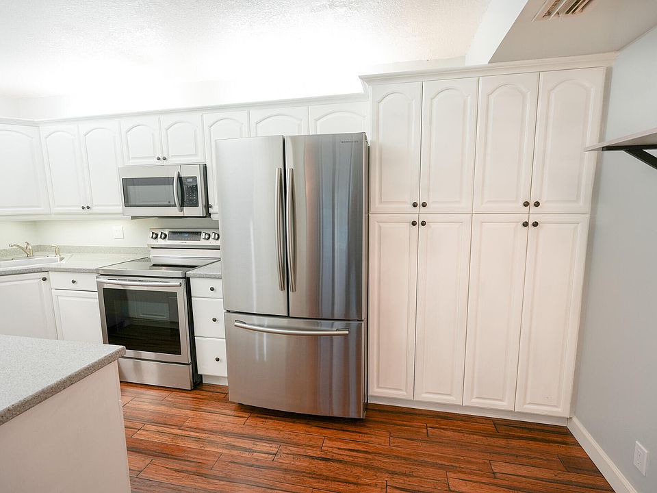 1st image of 1006 Green Pine Boulevard #D1