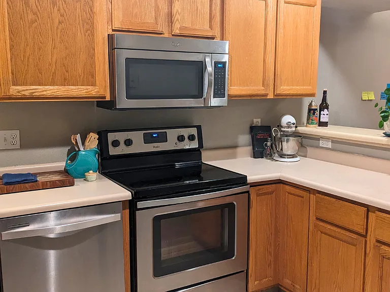 2955 W Stuart St #8 — Photo 2
