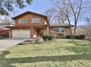 17941 La Haigh Rd, Homewood, IL 60430