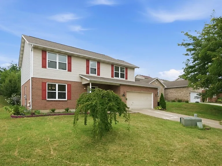 7649 Tollgate Ct — Photo 2