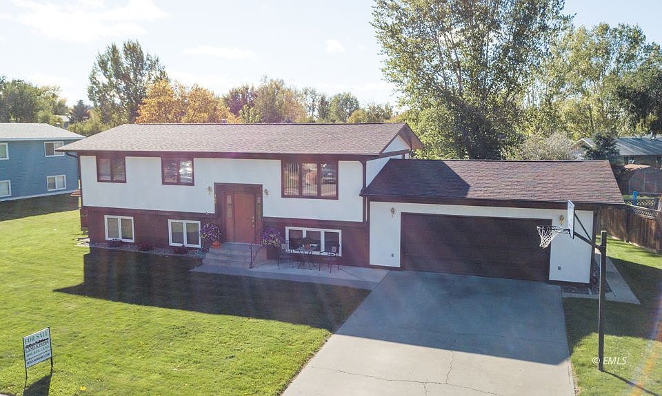 1st image of 169 Snapper Dr