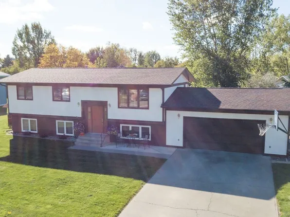 169 Snapper Dr, Forsyth, MT 59327