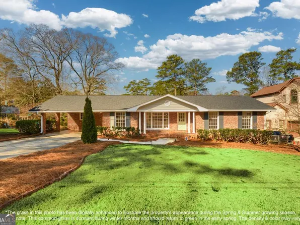 1654 Deerfield Cir, Decatur, GA 30033