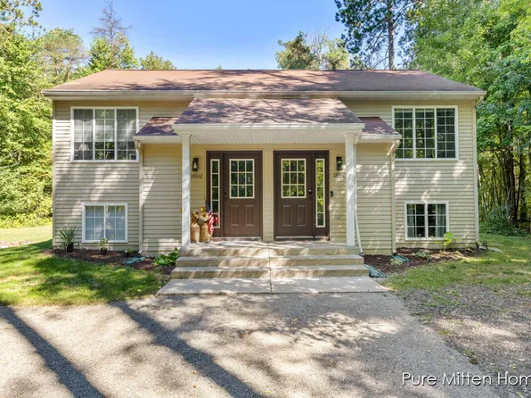 18962 W Almy Rd, Howard City, MI 49329