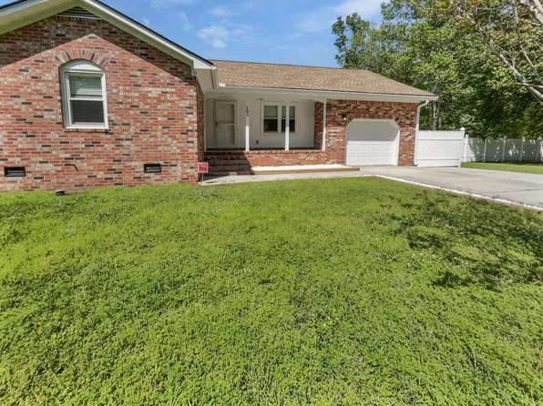 103 Sycamore Dr, Summerville, SC 29485