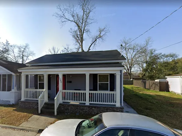 1203 New Castle St, Savannah, GA 31415
