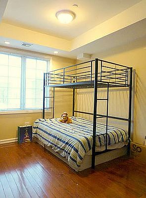 5th image of 1624 E 12th St #1D