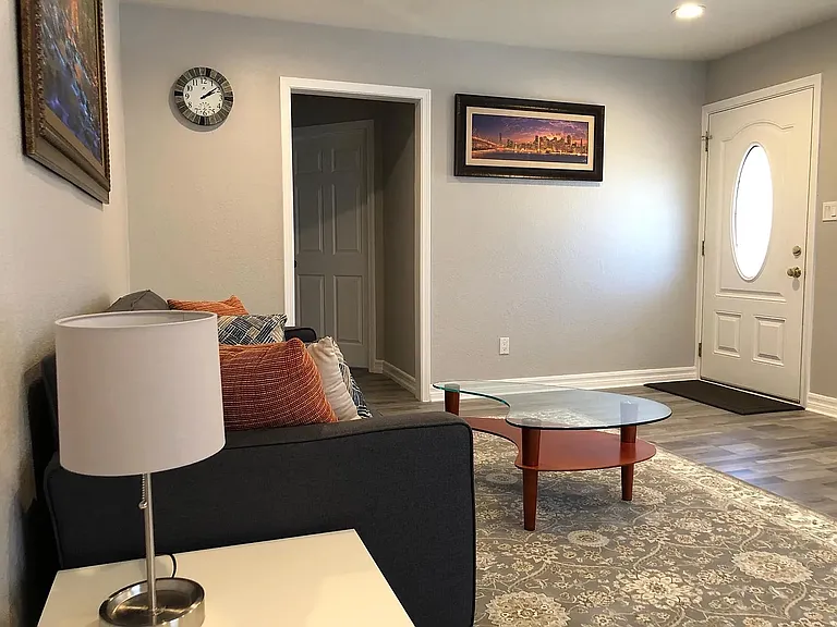 1057 Shamrock Dr — Photo 33