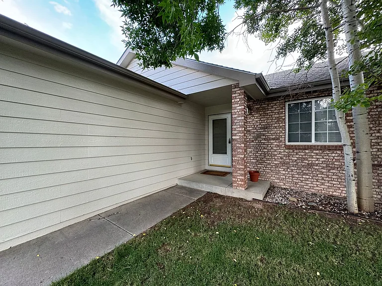 2231 Water Blossom Ln — Photo 4
