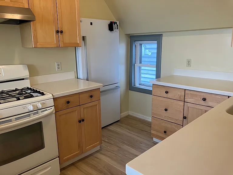 23 Herbert St #2 — Photo 2
